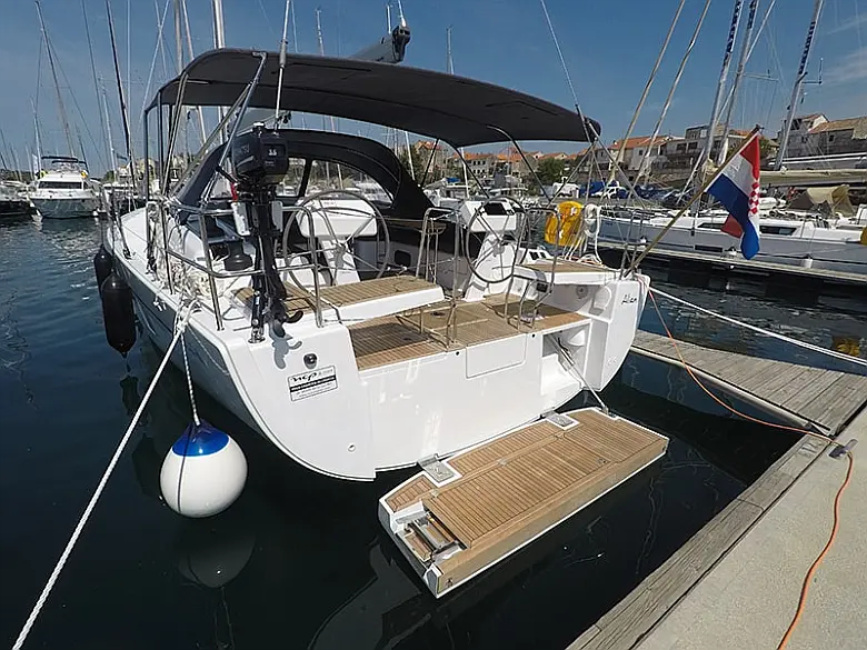 Hanse 508