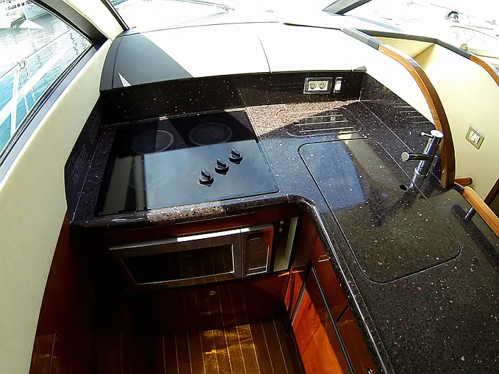 Fairline Phantom 50 - 